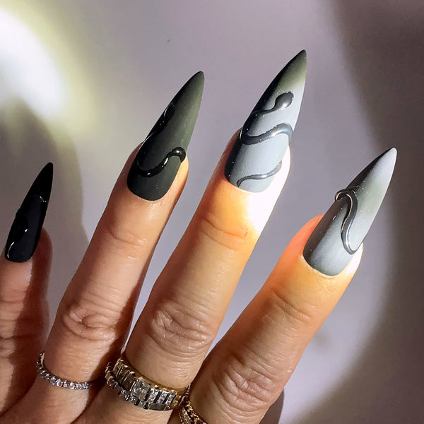 Handmade- Venom Black Swirl Halloween Press On Nail Set