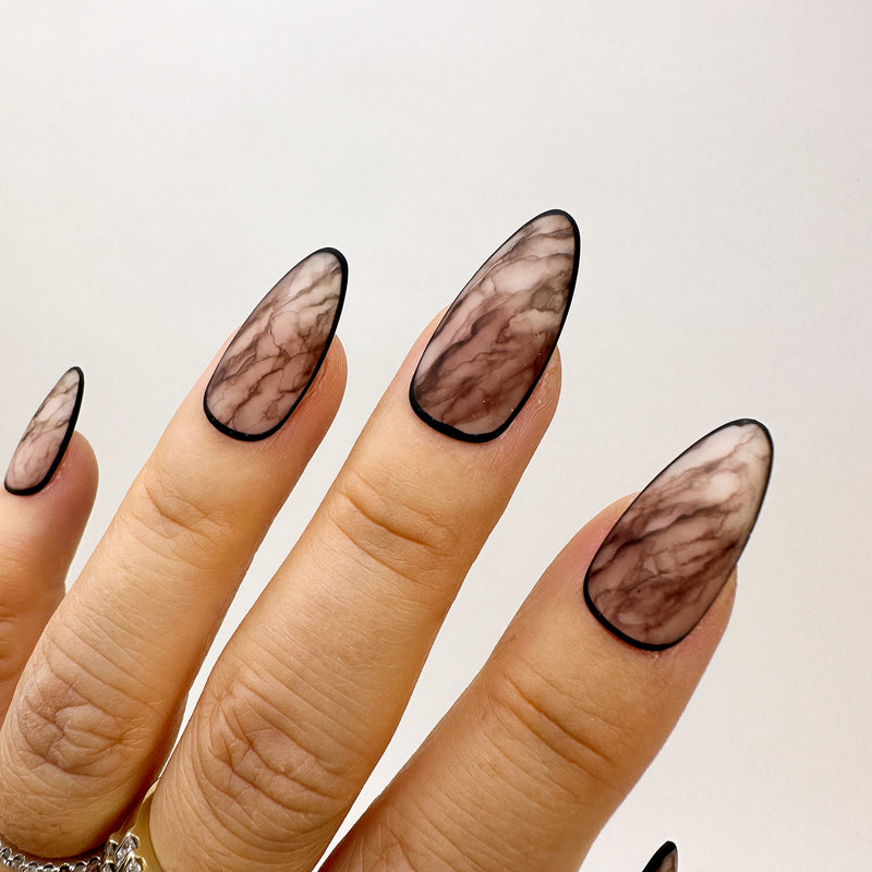 30 Marble Nails That Are Classy & Timeless | Black marble nails, Nails,  Glam nails