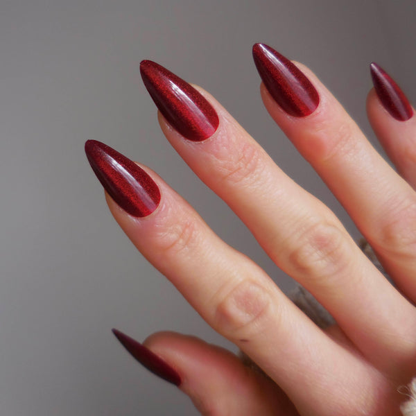 Instant Glam- Vampire Red Cat Eye Effect Almond Press On Press On Nail Set