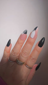 Handmade- Monochrome Minimalist Black Press On Nail Set