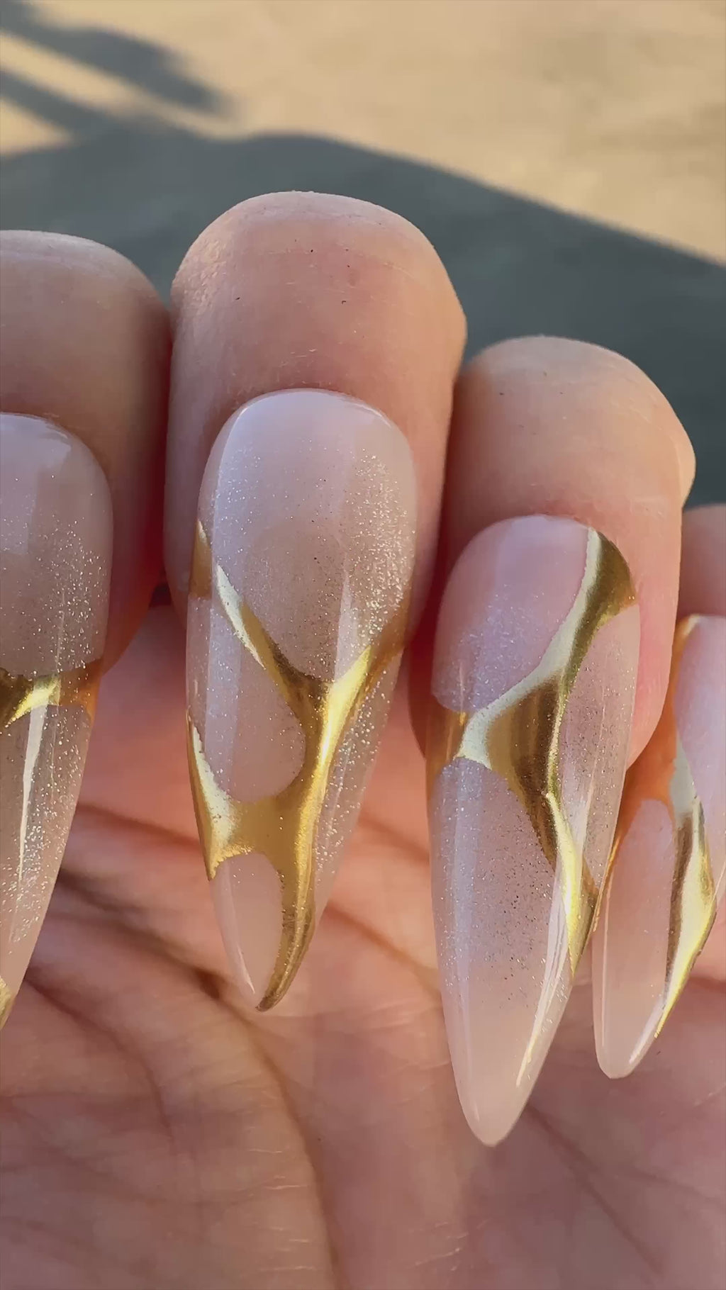 Glittering Chrome Nails for 2025