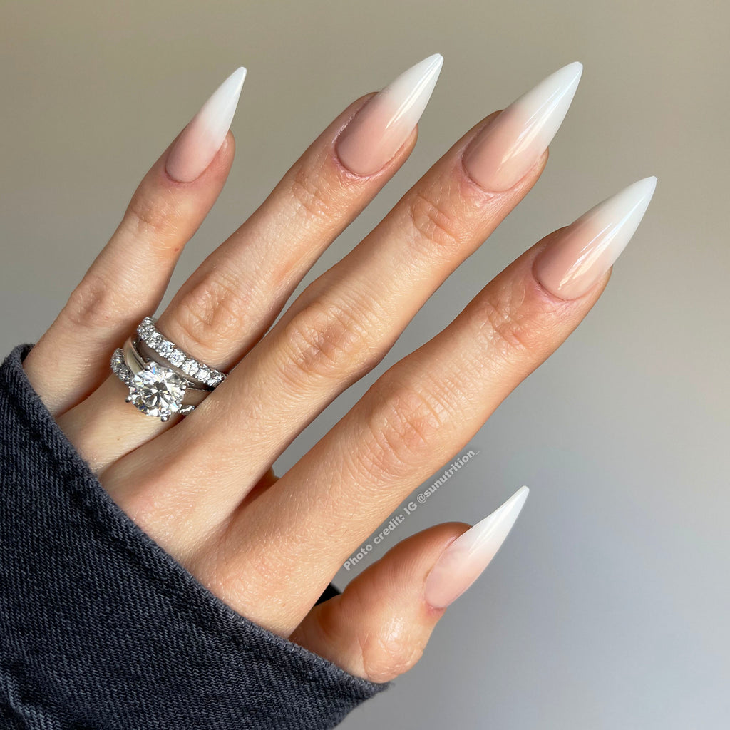 stiletto acrylic nails