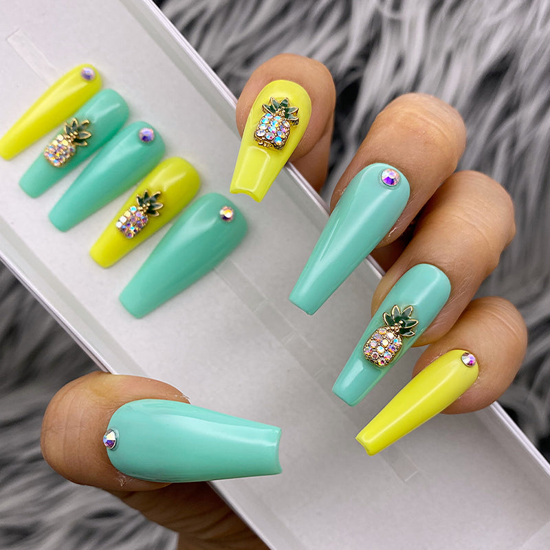 pineapple nail design