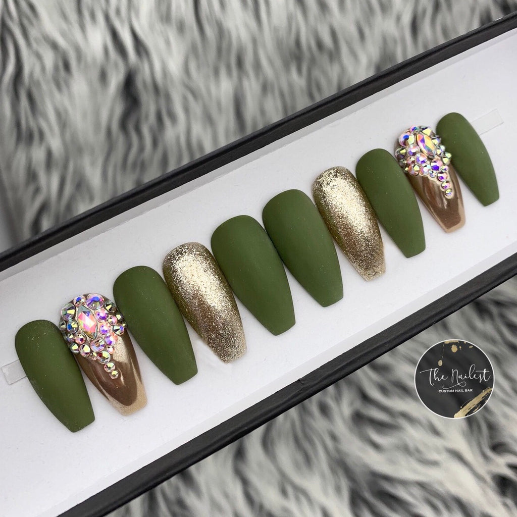 Black and Gold Shimmer Glitter Toe Nails Press On Nails – Belle Rose Nails