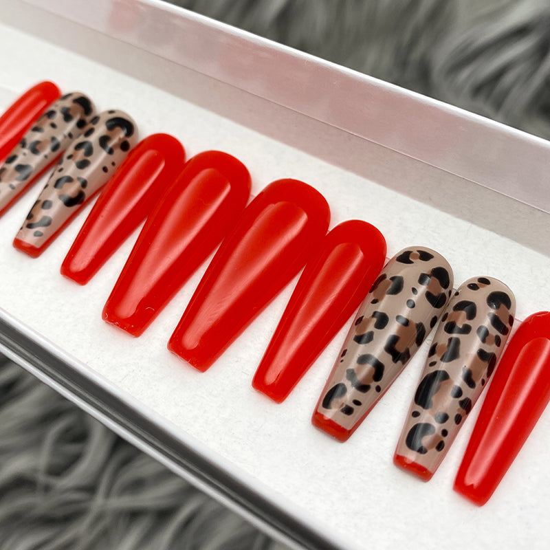 Glossy Nude French Animal Print Press on Fake Artificial Nails / tns62 –  The NailzStation